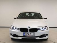 käytetty BMW 320 A E91 Touring Business Comfort ** M-sport / Nahkasisusta / Aut.ilmastointi / Tutkat / Lohkolämmitin **
