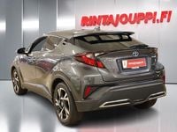 Käytetty Toyota C-HR 184 HP (135 kW) 2022 Katumaasturi