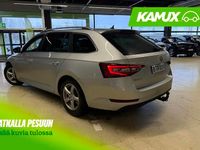 Käytetty Skoda Superb Elegance 150 HP (110 kW) 2017 Hopea / harmaa Farmari