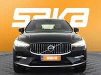 Käytetty Volvo XC60 Plus 350 HP (257 kW) 2023 Katumaasturi