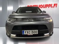 Käytetty Mitsubishi Outlander P-HEV Intense+ 121 HP (88 kW) 2015 Farmari