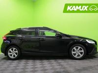 Käytetty Volvo V40 CC Summum 120 HP (88 kW) 2017 Musta Farmari