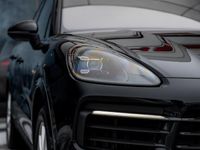 käytetty Porsche Cayenne E-Hybrid * Approved* Täysnahka/BOSE/360-kamera/Adaptiivivakkari/Eristetyt lasit