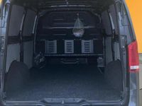 Käytetty Mercedes Vito 190 HP (139 kW) 2020 Van