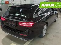Käytetty Mercedes E300 AMG line 194 HP (142 kW) 2023 Musta Farmari