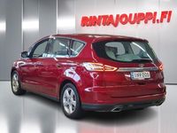 Käytetty Ford S-MAX Titanium 180 HP (132 kW) 2017 Punainen Tila-auto