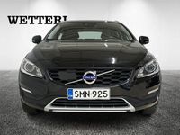 käytetty Volvo V60 CC D4 AWD Classic aut / VOC / Koukku / Xenon-valot - Rahoituskorko alk. 2,99%+kulut -