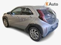 Käytetty Toyota Aygo X Multidrive S 72 HP (52 kW) 2023 Hopea Katumaasturi