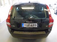 käytetty Volvo V50 2,0 (145 hv) Kinetic man HYVÄ HUOLTOHISTORIA / AUT