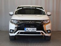 käytetty Mitsubishi Outlander P-HEV Invite 4WD 5P Remote Climate Control /