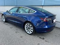 käytetty Tesla Model 3 2,99%