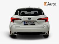 Käytetty Toyota Corolla Edition 140 HP (102 kW) 2023 Valkoinen Farmari