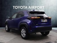Käytetty Toyota Yaris Cross 116 HP (85 kW) 2024 Met. sininen Katumaasturi