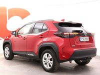 Käytetty Toyota Yaris Cross Plus 116 HP (85 kW) 2024 Emotional red (3u5) Katumaasturi