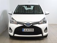Käytetty Toyota Yaris Hybrid Active 73 HP (53 kW) 2016 Valkoinen Viistoperä