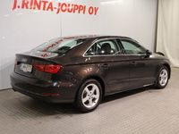 käytetty Audi A3 Sedan Business 1,4 TFSI 92 kW S tronic - 3kk lyhennysvapaa - *Hieno Suomiauto pienillä kilsoilla* - Ilmainen kotiintoimitus! - J. autoturva