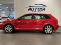Käytetty Audi A3 Sportback Attraction 105 HP (77 kW) 2012 Punainen Viistoperä