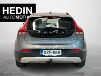 käytetty Volvo V40 CC D2 Momentum // Huollettu / Taloudellinen / Korkeampi / Koukku / *** Hedin Certified Takuu 12 kk