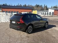 Käytetty Volvo XC60 R-Design 310 HP (228 kW) 2023 Katumaasturi