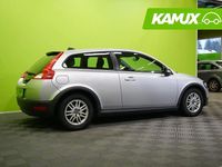 Käytetty Volvo C30 Kinetic 101 HP (74 kW) 2007 Hopea / harmaa Viistoperä