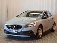 käytetty Volvo V40 CC D2 Summum aut Tulossa Raisioon, kysy myyjiltämme lisää numerosta 0207032608