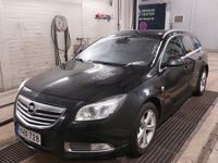 Käytetty Opel Insignia Sport 180 HP (132 kW) 2012 Musta Farmari