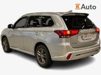 Käytetty Mitsubishi Outlander P-HEV Intense 135 HP (99 kW) 2019 Katumaasturi