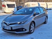 Käytetty Toyota Auris Touring Sports Style 99 HP (72 kW) 2017 Harmaa Farmari
