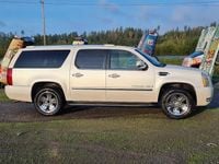 Käytetty Cadillac Escalade 556 HP (408 kW) 2007 Met. valkoinen Katumaasturi