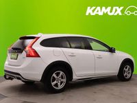 Käytetty Volvo V60 CC Momentum 204 HP (150 kW) 2015 Valkoinen Farmari