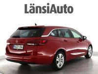 käytetty Opel Astra Sports Tourer Ultimate Executive 145 Turbo A / Nahat / AGR penkit, kuskin muistilla / Avaimeton käyttö / 1-omistaja / Navi / **** Tähän autoon jopa 84 kk rahoitusaikaa Nordealta ****