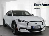 Käytetty Ford Mustang Mach-E 257 kW (350 HP) 2022 Valkoinen Katumaasturi