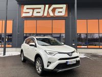 Käytetty Toyota RAV4 Premium 155 HP (114 kW) 2017 Katumaasturi