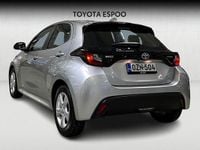 Käytetty Toyota Yaris Hybrid Active 116 HP (85 kW) 2023 Viistoperä
