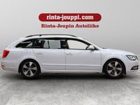 käytetty Skoda Superb Combi 2,0 TDI 170 4x4 L&K DSG Autom. - Vakionopeudensäädin / Vetokoukku / Panoraama-katto / Sähköpenkit / Avaimeton kulku / Nahkaverhoilu