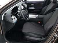 Käytetty Mercedes E300 313 HP (230 kW) 2024 Sametinruskea met Sedan