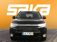 Käytetty Mitsubishi Outlander P-HEV Instyle 203 HP (149 kW) 2014 Katumaasturi