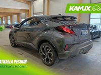 Käytetty Toyota C-HR Team 98 HP (72 kW) 2021 Hopea / harmaa Katumaasturi