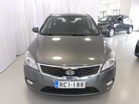 Käytetty Kia Ceed EX 124 HP (91 kW) 2010 Hopea Viistoperä