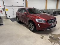 Käytetty Volvo XC60 Summum 220 HP (161 kW) 2016 Katumaasturi