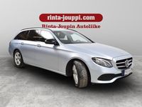 käytetty Mercedes E220 d T A Premium Business - Pysäköintipaketti (peruutuskameran 360, pysäköintitutkat edessä ja takana), Active Distance Assist DISTRONIC, Widescreen