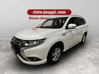 käytetty Mitsubishi Outlander P-HEV Instyle Navi 4WD 5P - ** Adapt.cruise / 360-kamera / Rockfords-Audio / Xenon-ajovalot / Upea! ** !