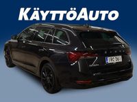 Käytetty Skoda Octavia Style 204 HP (150 kW) 2023 Musta Farmari