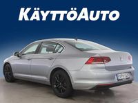 Käytetty VW Passat Style 150 HP (110 kW) 2020 Sininen Sedan