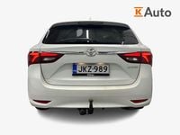 Käytetty Toyota Avensis Multidrive S 147 HP (108 kW) 2018 Valkoinen Farmari