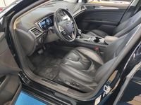 Käytetty Ford Mondeo Titanium 245 HP (180 kW) 2017 Musta Viistoperä