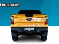 käytetty Ford Ranger Double Cab Wildtrak 2,0 EcoBlue 205hv A10, ilman takaistuimia - Runsaasti