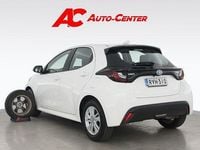 Käytetty Toyota Yaris Active 114 HP (83 kW) 2023 040 valkoinen Viistoperä