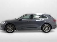 Käytetty Audi Q8 e-tron Advanced 250 kW (340 HP) 2023 Achatgrau met. Katumaasturi