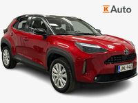 Käytetty Toyota Yaris Cross Style 116 HP (85 kW) 2022 Punainen Katumaasturi
